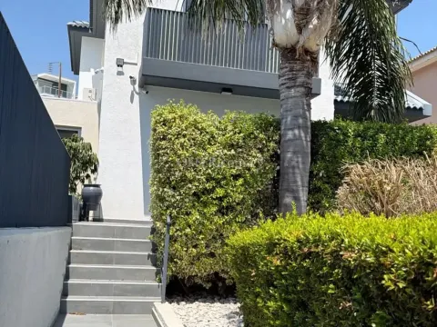 5 BEDROOM VILLA IN AGIOS ATHANASIOS - Main Photo