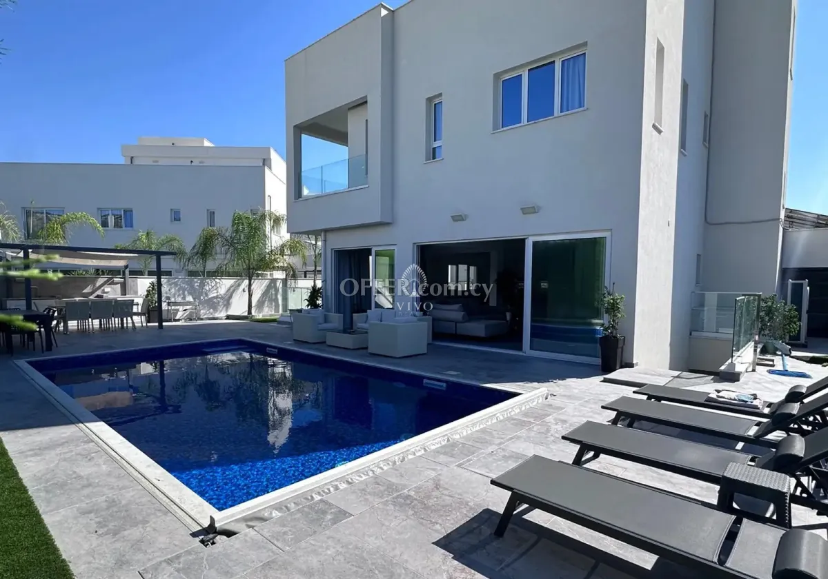 PANORAMIC VIEW 5 BEDROOM VILLA IN AGIOS TYCHONAS - 1
