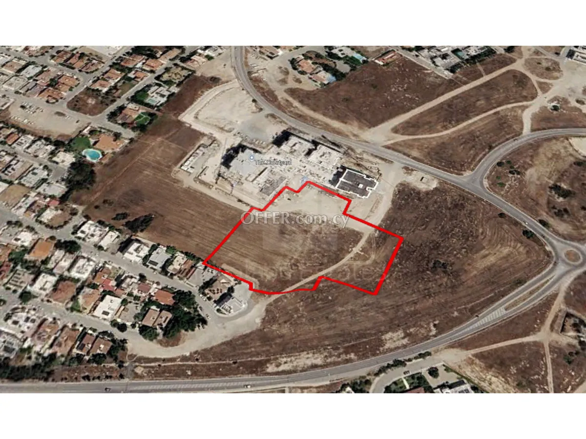Huge residential land for sale in Strovolos - 1