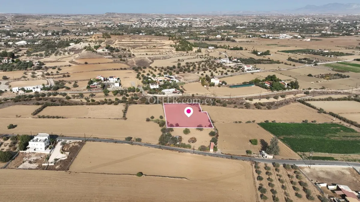Residential field in Pera Nicosia - 1