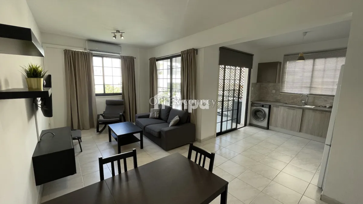 2-bedroom apartment to rent - 1