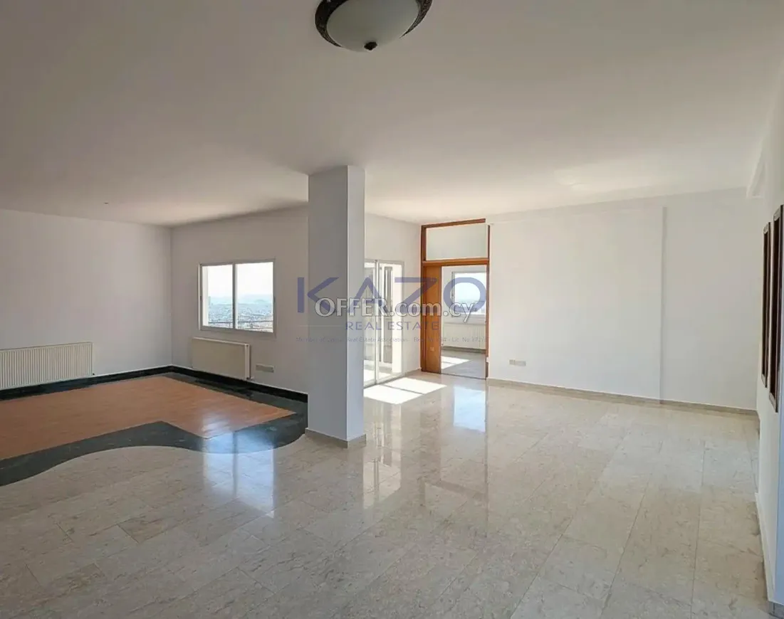 Sea View 4-Bed Detached House in Agia Fyla - 1