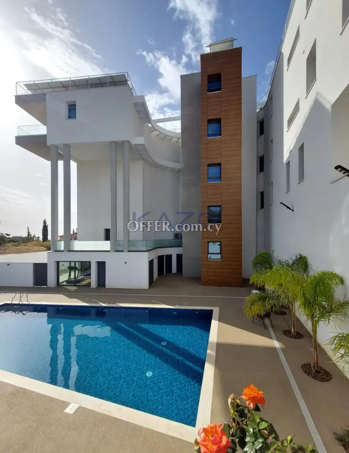 Prestigious Three Bedroom Penthouse with Private Pool for Rent in Panthea - 13