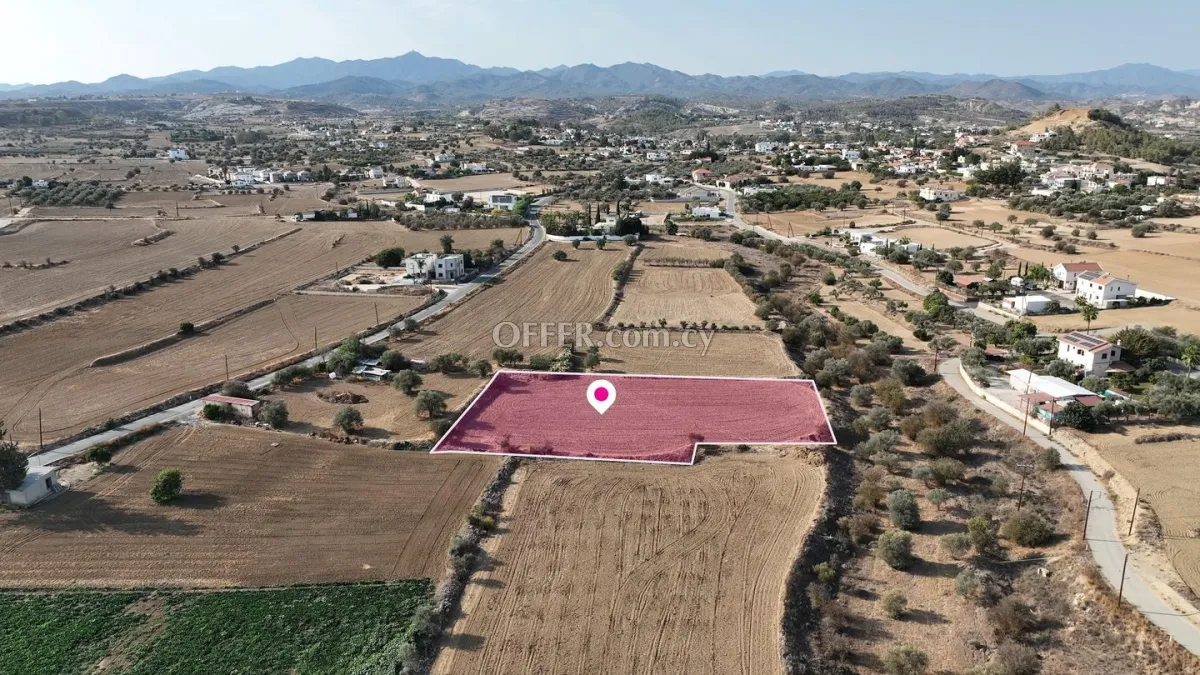 Residential field in Pera Nicosia - 3