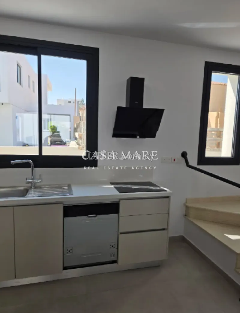 New 4 bedroom house in Aradhpou, Larnaka - 3
