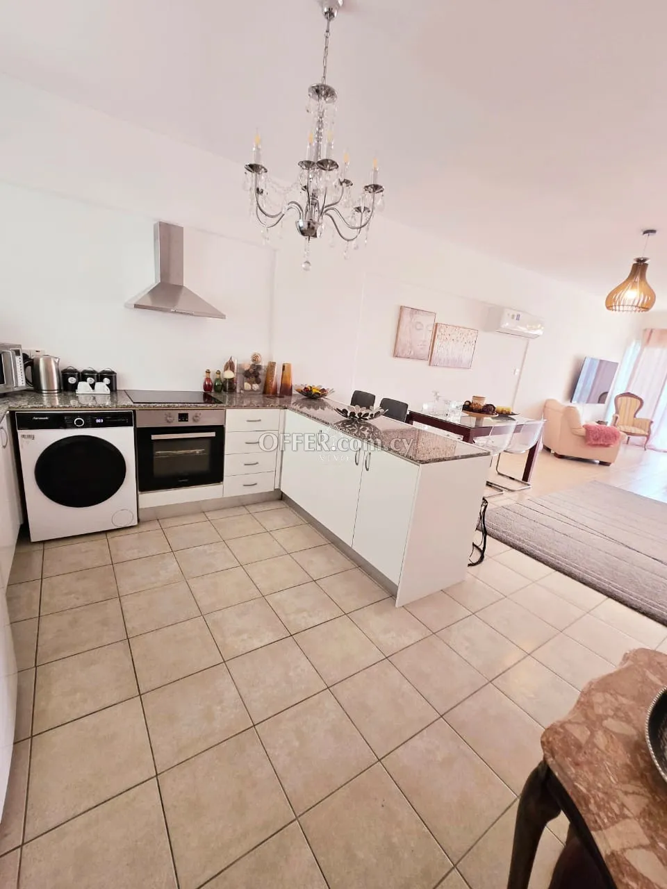 2 BEDROOM SEAFRONT APARTMENT IN AGIOS TYCHONAS - 9