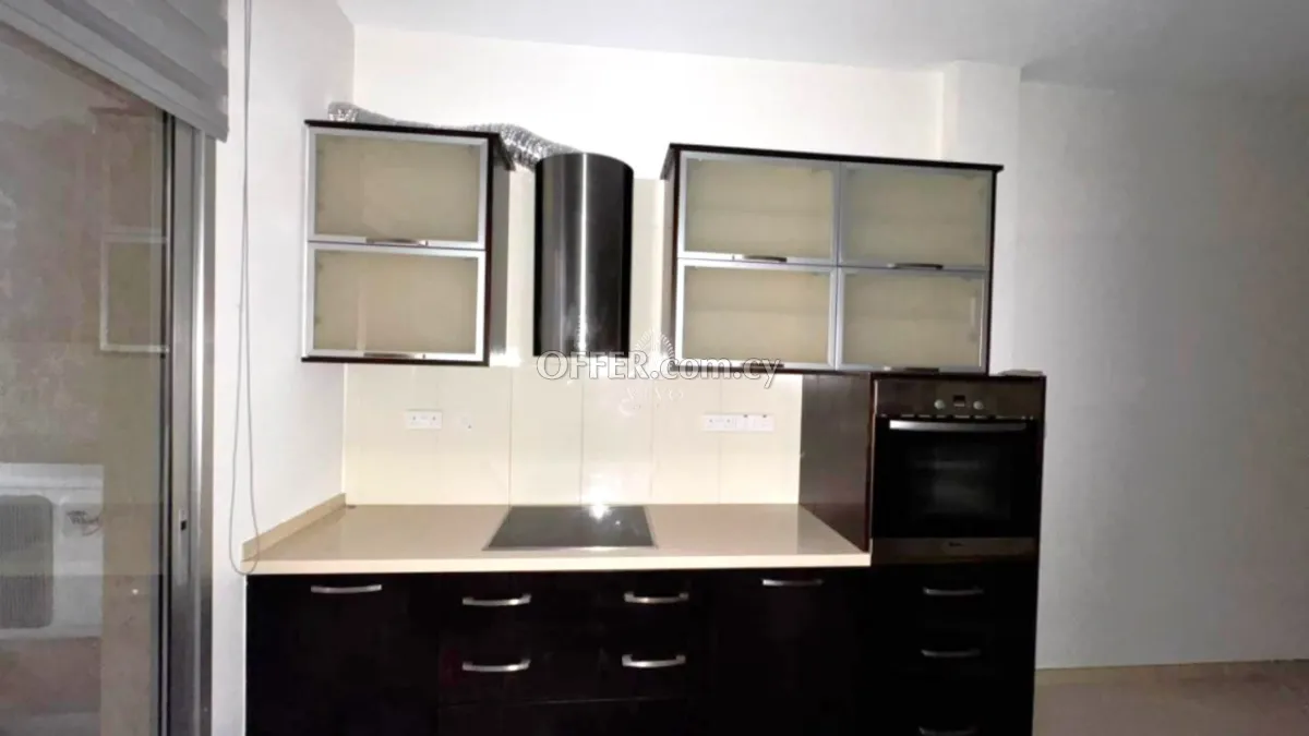 THREE BEDROOM APARTMENT IN AGIOS IOANNIS LIMASSOL - 9