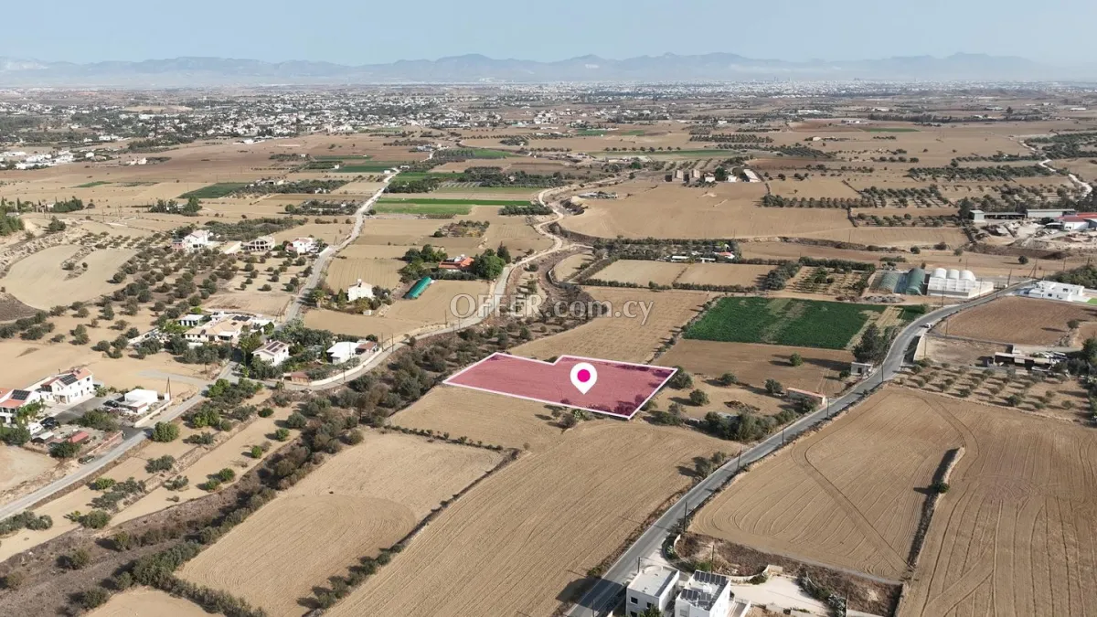 Residential field in Pera Nicosia - 2