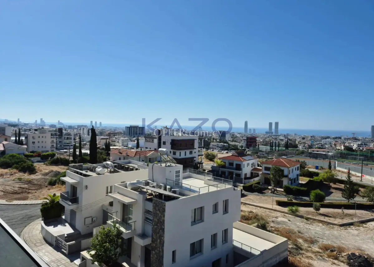 Prestigious Three Bedroom Penthouse with Private Pool for Rent in Panthea - 11