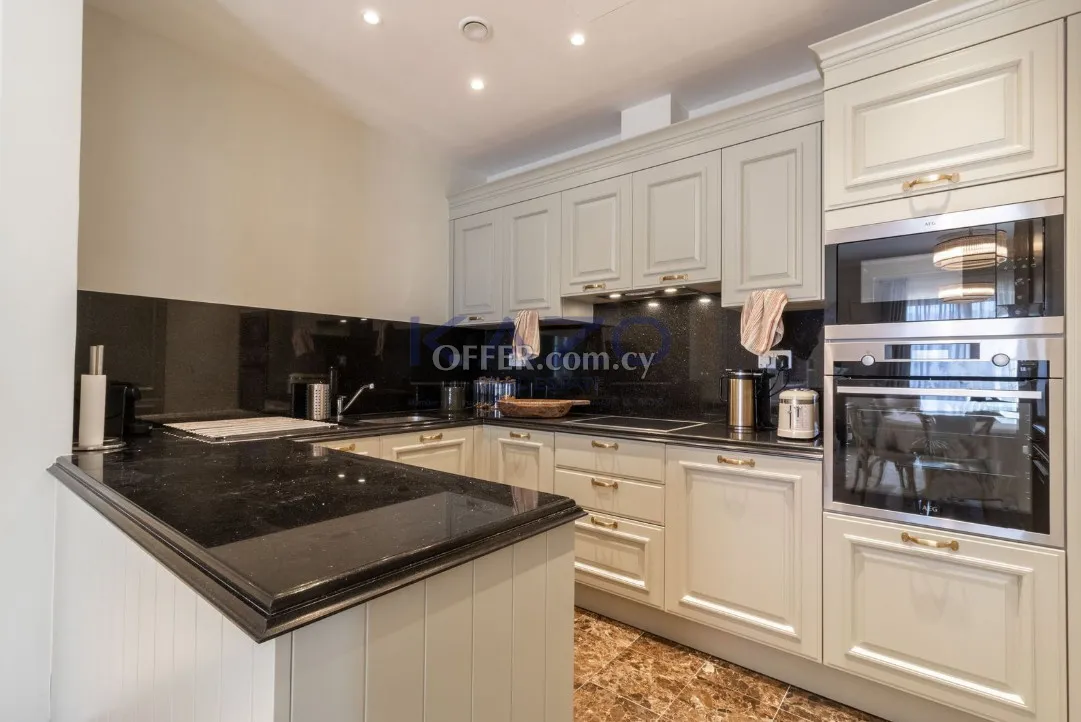 4-Bed Sea View Apartment in Germasoyeia - 10