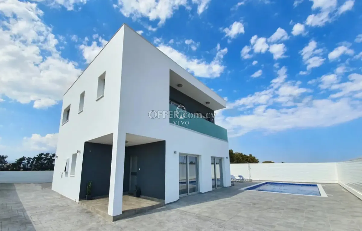 FABULOUS 4 BEDROOM FULLY FURNISHED VILLA IN AKROTIRI - 4