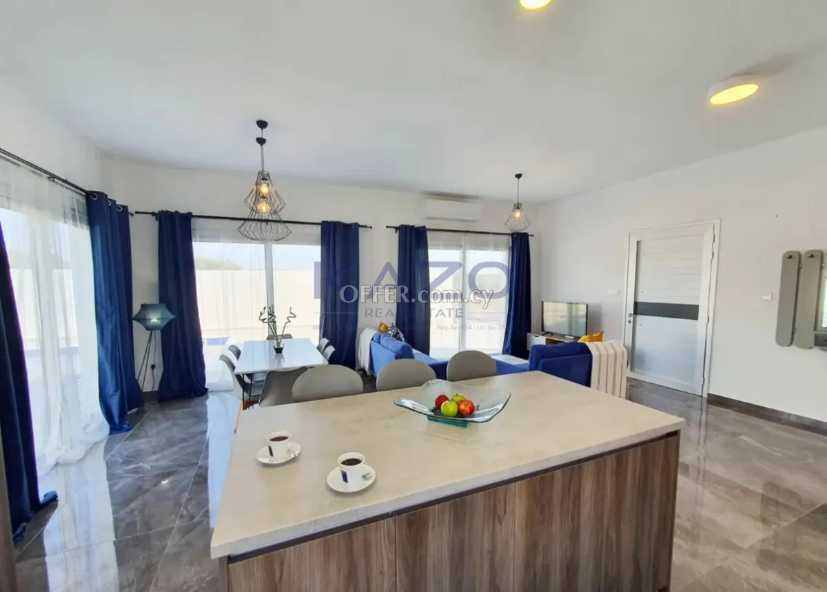4-Bed Villa with Private Pool in Akrotiri - 3