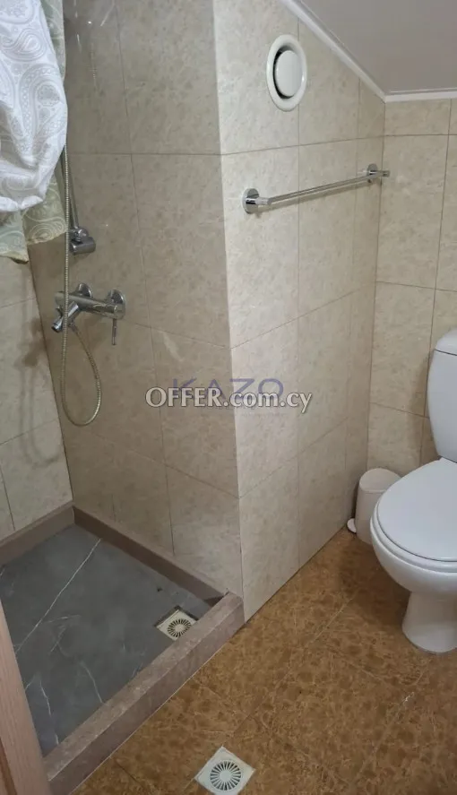 4-Bed Detached House on Large Plot in Pyrgos - 2