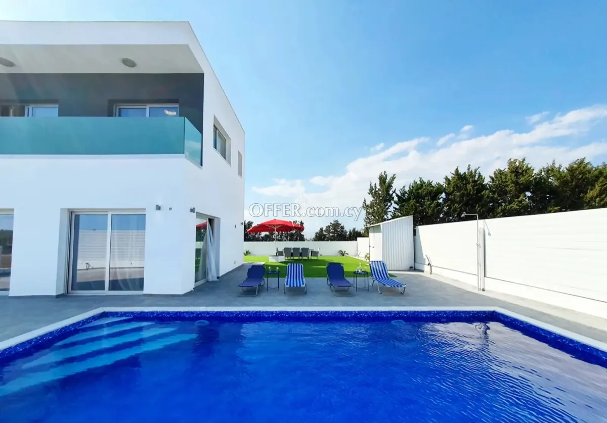 FABULOUS 4 BEDROOM FULLY FURNISHED VILLA IN AKROTIRI - 3