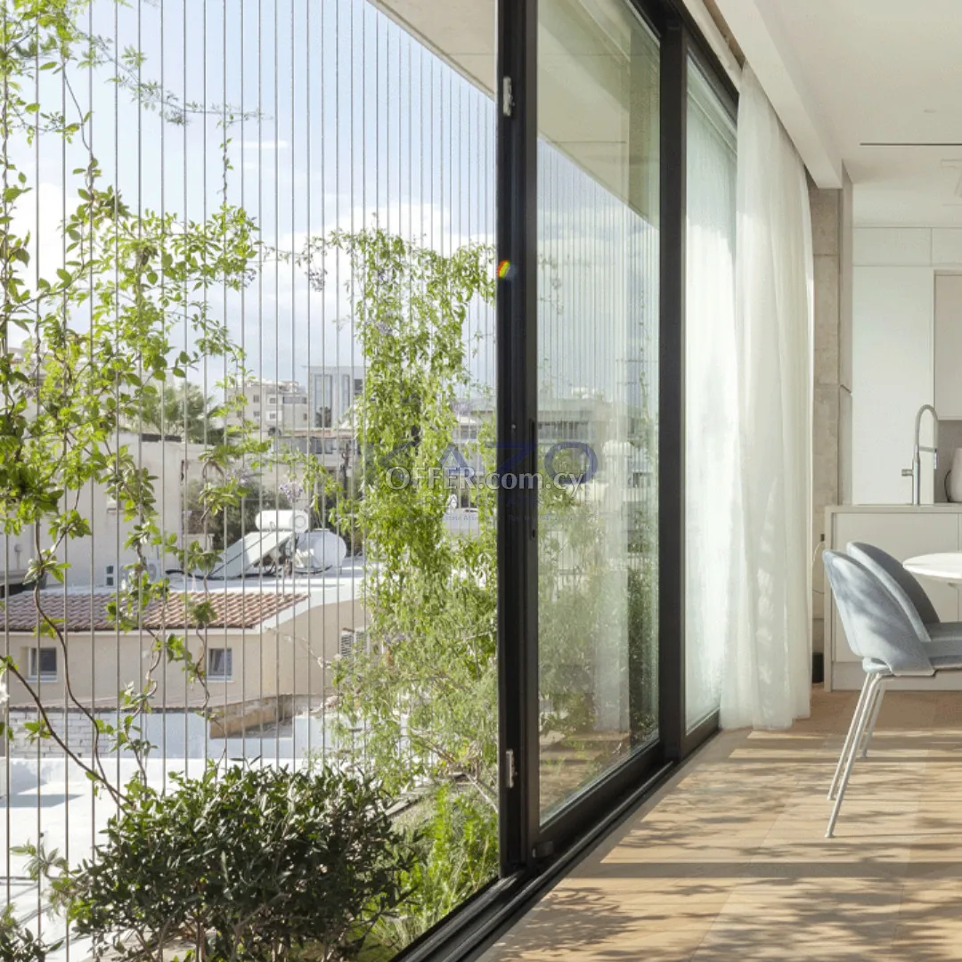 Modern One Bedroom Apartment in Vibrant City Center - 5