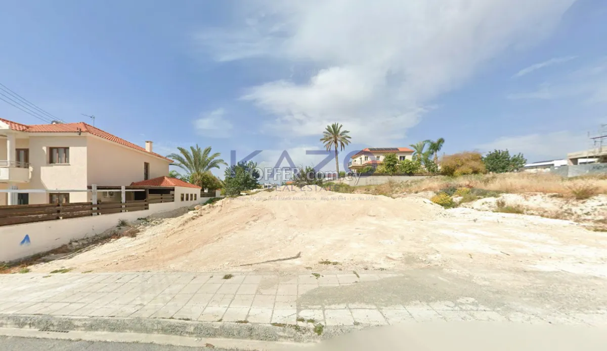 647m² Building Plot with Sea View in Erimi - 3