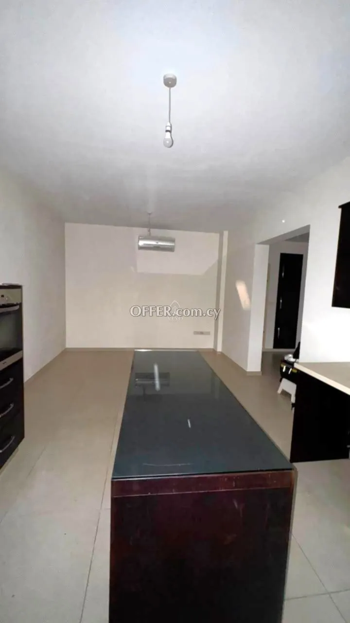 THREE BEDROOM APARTMENT IN AGIOS IOANNIS LIMASSOL - 4
