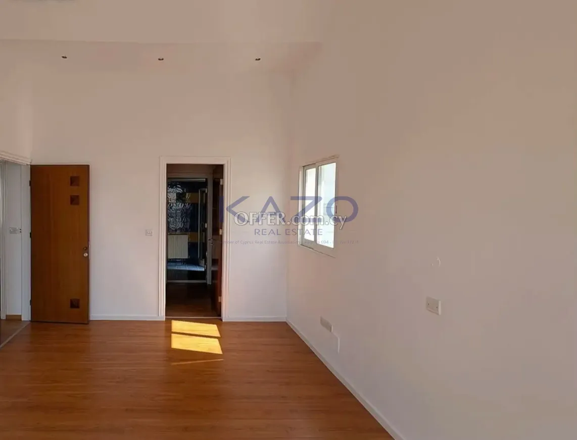 Sea View 4-Bed Detached House in Agia Fyla - 5