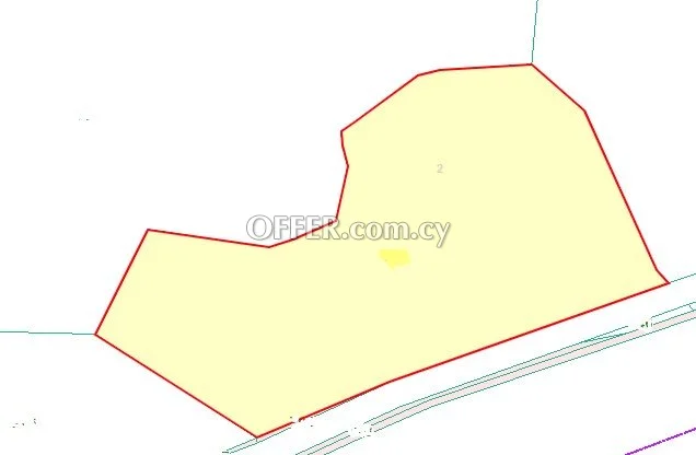 For residential and / or for commercial use due to its location - 1