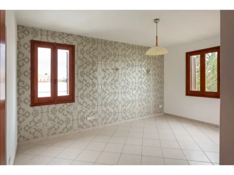 Five bedroom contemporary design house in Agios Pavlos - 2