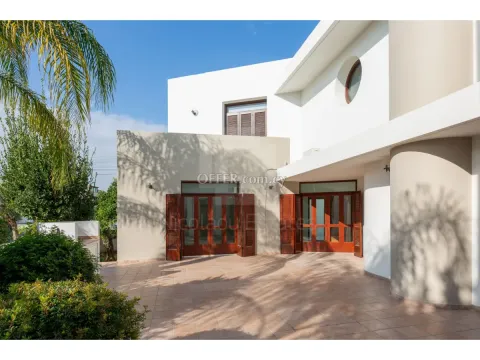 Five bedroom contemporary design house in Agios Pavlos