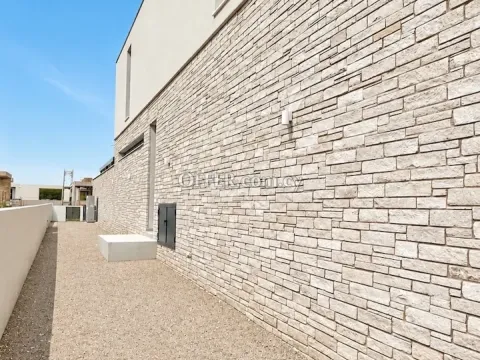 4-bedroom Detached Villa 303 sqm in Pegeia