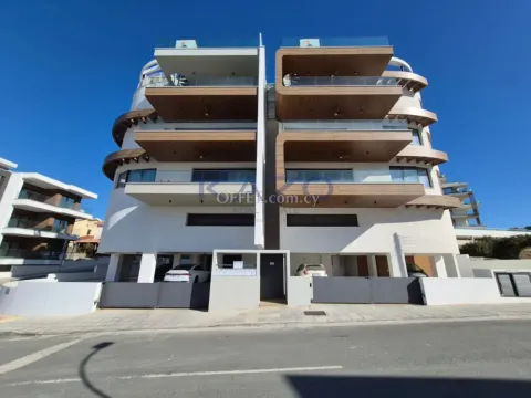 Prestigious Three Bedroom Penthouse with Private Pool for Rent in Panthea - Main Photo