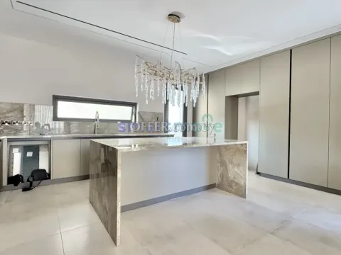 4 Bedroom Luxury Modern Villa For Rent Moni - 11