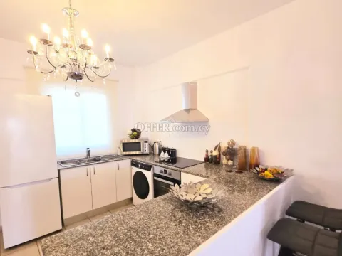 2 BEDROOM SEAFRONT APARTMENT IN AGIOS TYCHONAS - 11