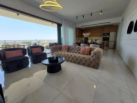 Prestigious Three Bedroom Penthouse with Private Pool for Rent in Panthea - 12