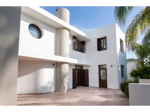 Five bedroom contemporary design house in Agios Pavlos - 8