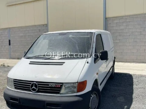 2000 Mercedes Vito 2.2L Diesel Manual Van/Minivan - Main Photo