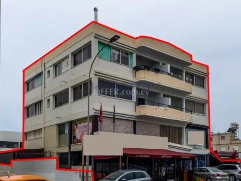 Large Commercial Building for Sale in Polemidia - Main Photo