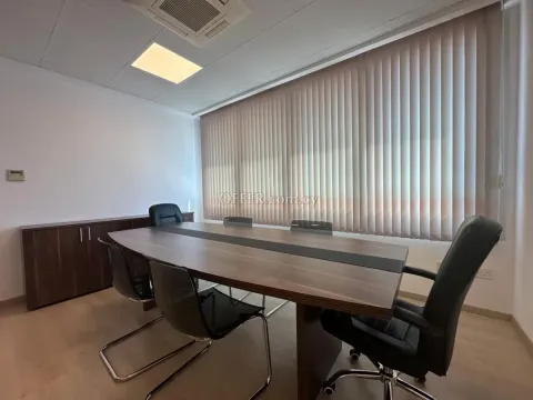 Office for rent in Agia Zoni, Limassol