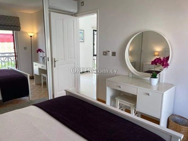 LOVELY TWO BEDROOM SEMI DETACHED HOUSE OR RENT LOCATED ON THE FIRST LINE - 3