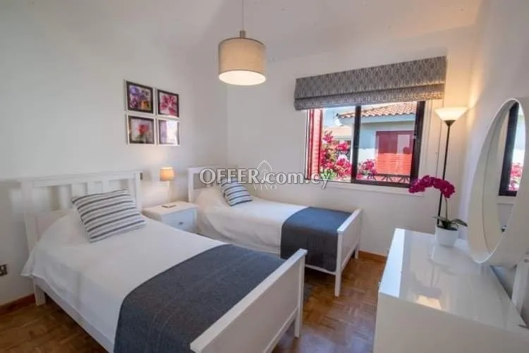 LOVELY TWO BEDROOM SEMI DETACHED HOUSE OR RENT LOCATED ON THE FIRST LINE - 2