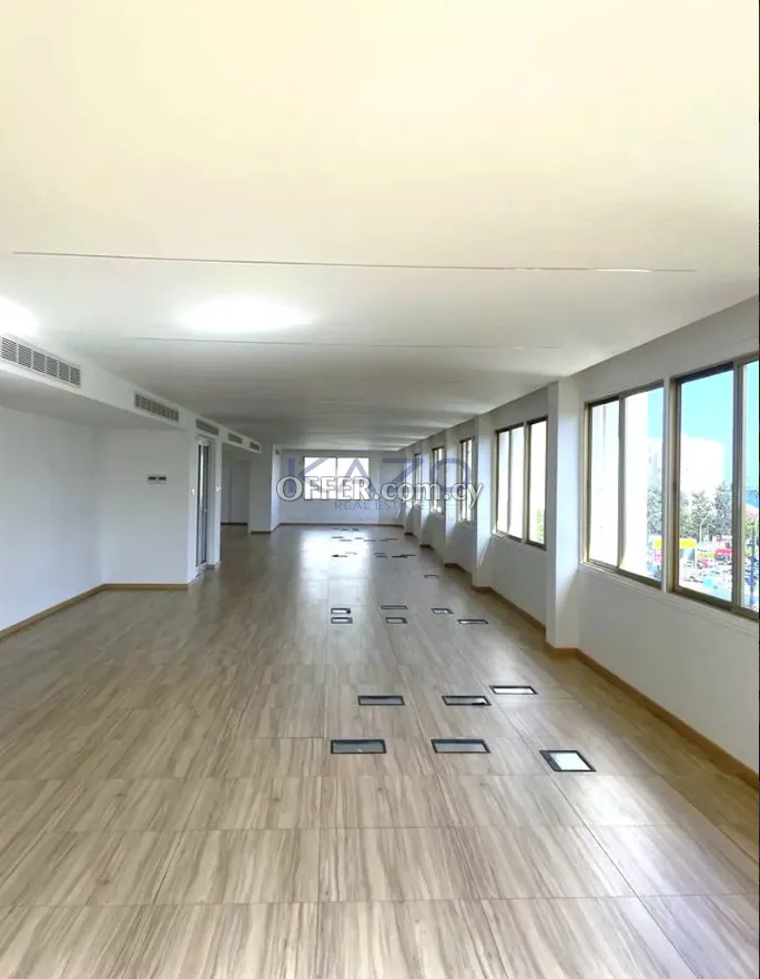 Modern Office in Neapolis, 250 m² - 8