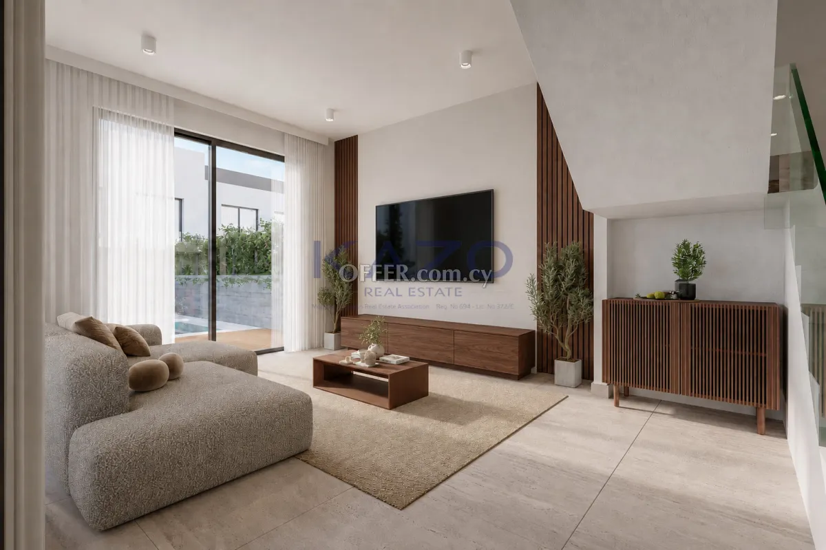 3-Bed Seafront Semi-Detached House in Geroskipou - 12