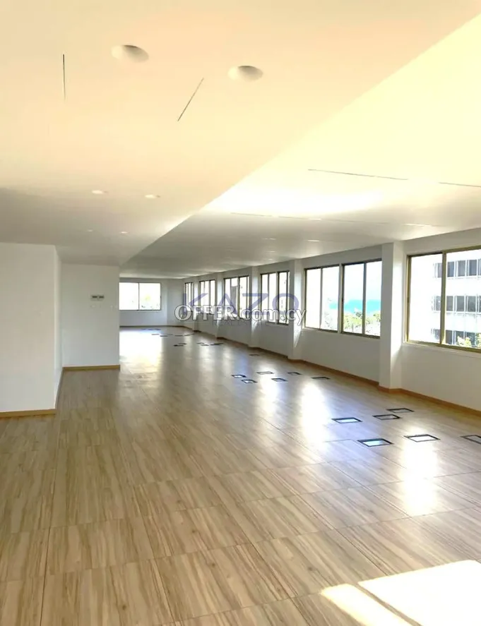Modern Office in Neapolis, 250 m² - 5