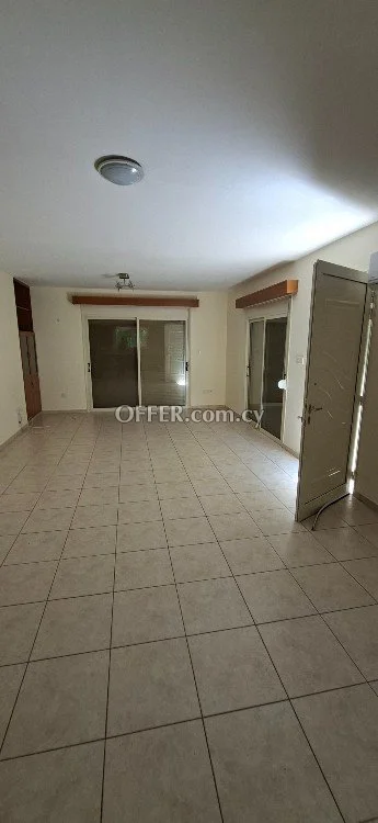 3 bedroom ground floor apartment - 6
