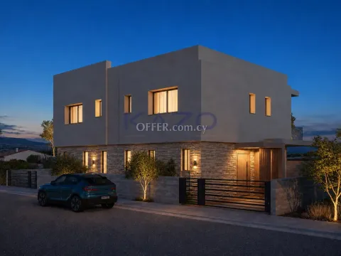 3-Bed Seafront Semi-Detached House in Geroskipou - 4