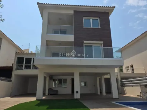 4 BEDROOM VILLA WITH POOL & GYM IN MOUTTAGIAKA - Main Photo
