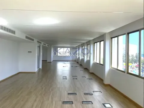 Modern Office in Neapolis, 250 m² - 8
