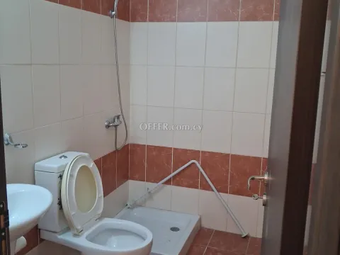 Spacious 3-Bedroom Apartment for Sale in Xylofagou, Larnaca - 5