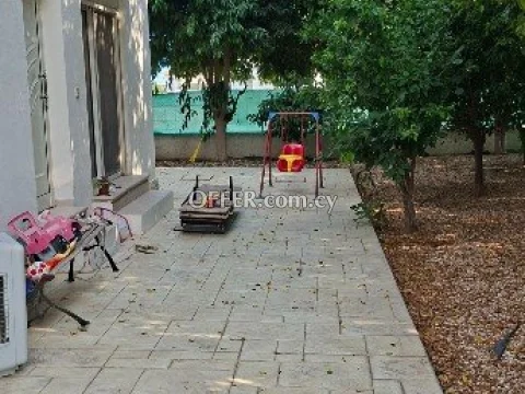 3 bedroom ground floor apartment - Main Photo