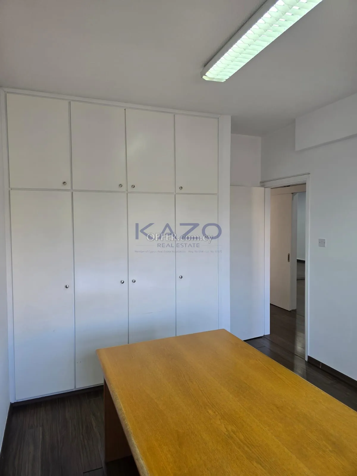 Spacious Key-Ready Office in Katholiki City Center - 4