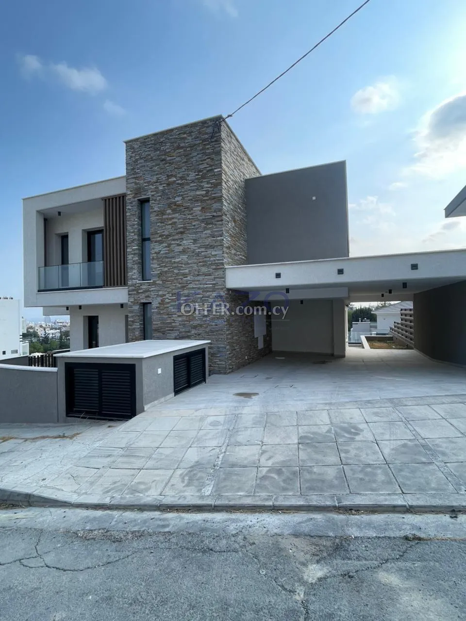 Modern 5-Bed Villa with Pool in Germasoyeia Green Area - 3