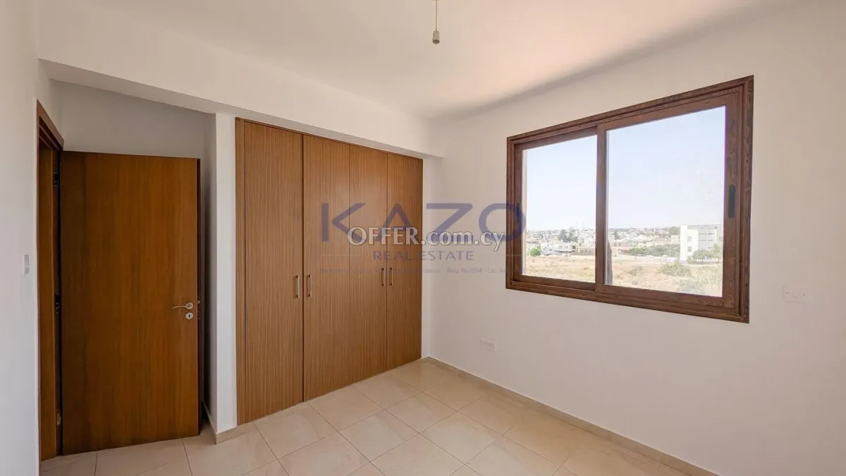 Two-Bedroom Apartment in Kato Polemidia, Limassol - 2