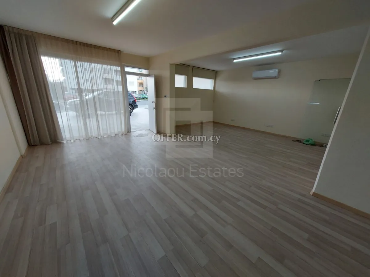 Ground floor office in Petrou Pavlou area - 1