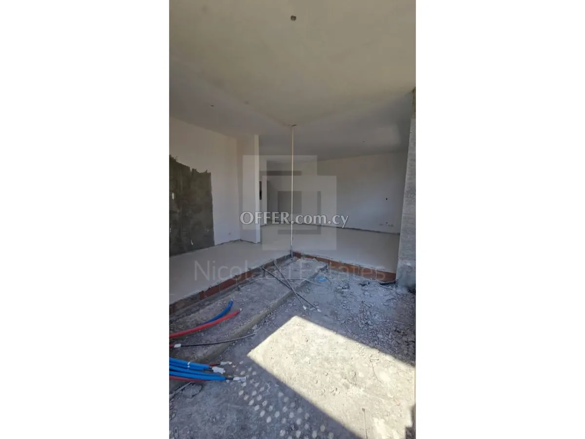 One Bedroom apartment with big balcony in Agios Dometios near Cyprus University and European University - 10